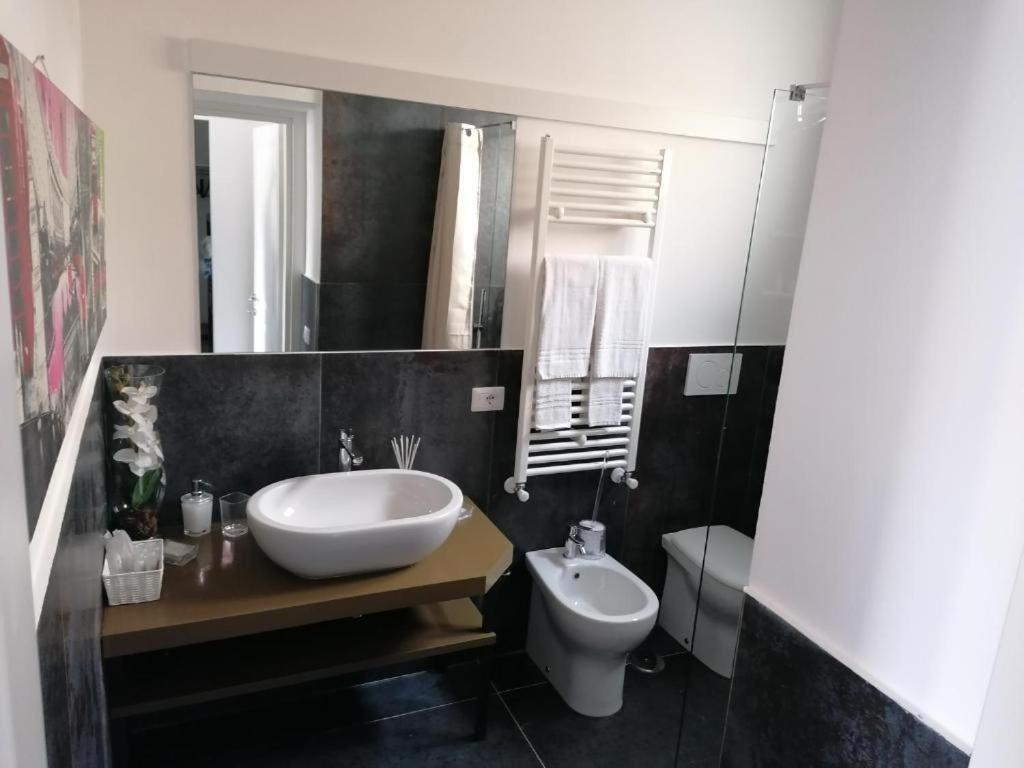 Apartament Le Stelle Dell'Esquilino Rzym Zewnętrze zdjęcie
