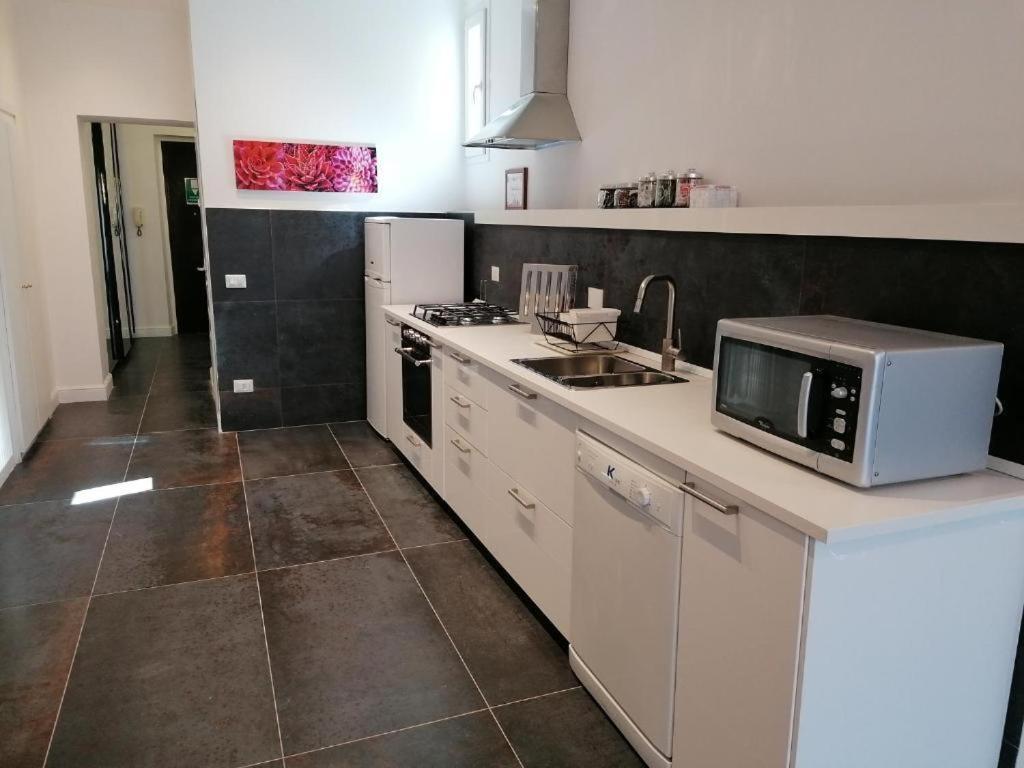 Apartament Le Stelle Dell'Esquilino Rzym Zewnętrze zdjęcie